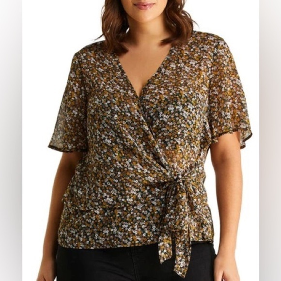 Estelle Noir Semi-Sheer Ditsy Print Tie Waist Blouse NWT - Picture 1 of 11